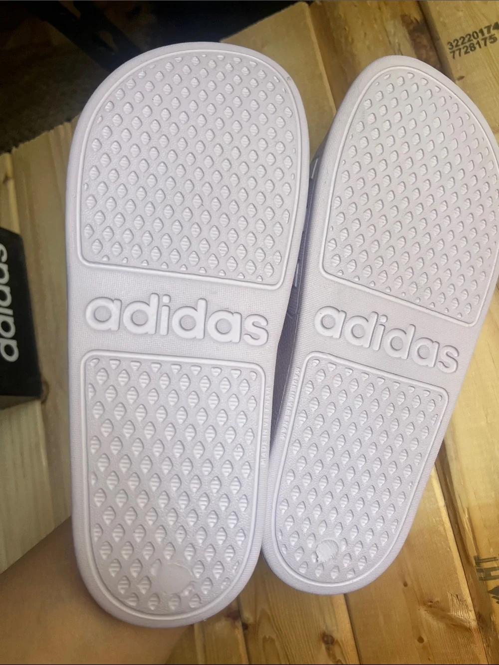 Women’s Slide Sandals - Light Lavender with White Stripes